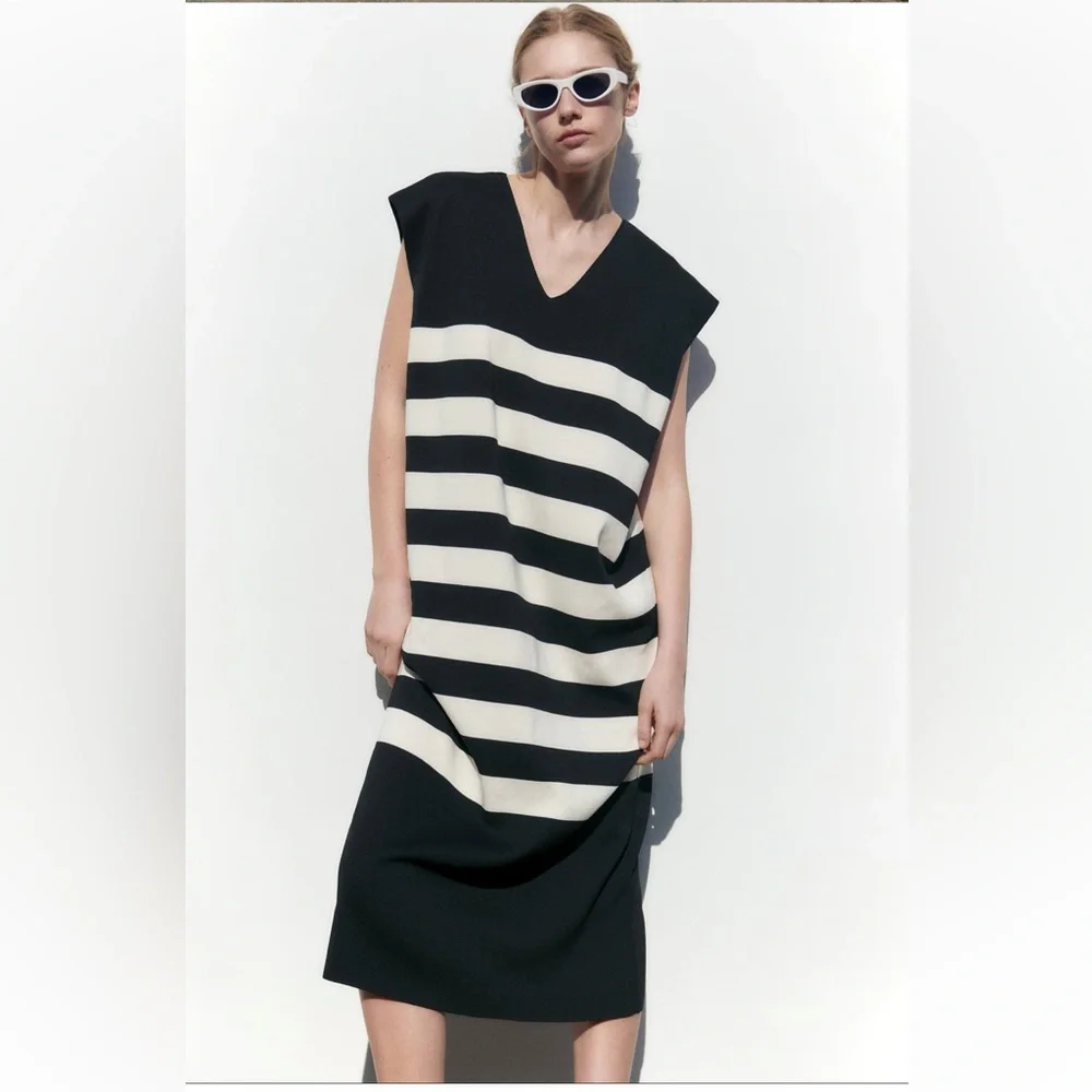 Zara STRIPED KNIT DRESS. Black/Ecru. Sizes S, M, L. New with Tags. - Picture 3 of 8